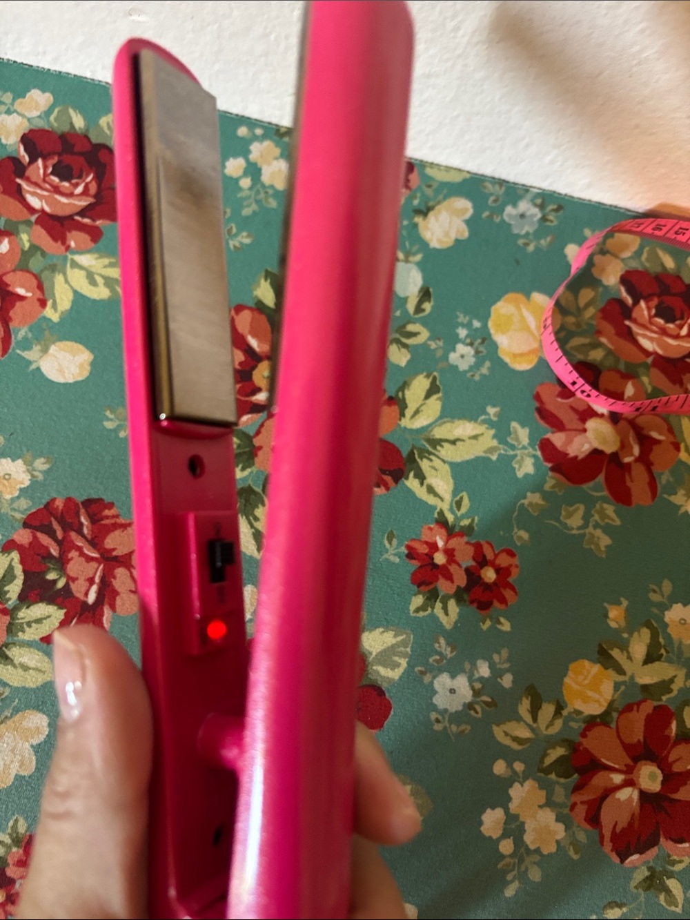 CHI Smart Pink Mini Flat Iron - Travel Hair Straightener, 3” Plates - Picture 4 of 5